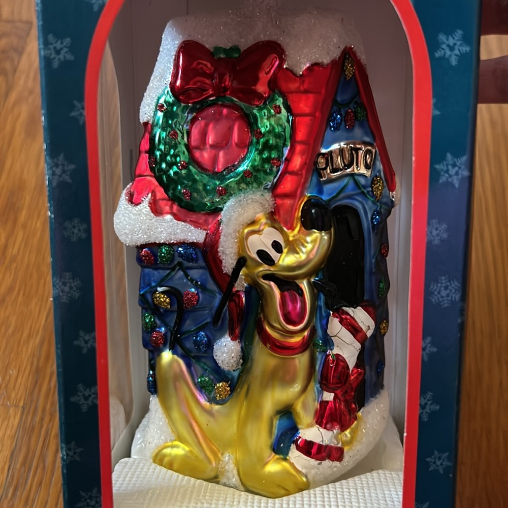 European Style Glass Ornament-Disneys Pluto-from the Mickey Unlimited Collection